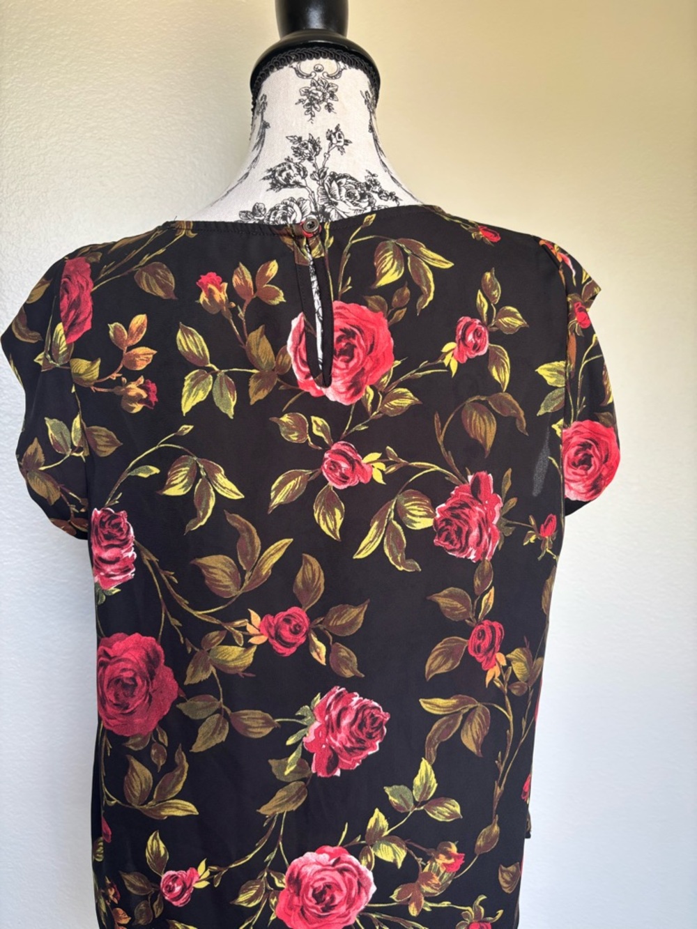 Sweet Rain Black Blouse with Red Rose Print - Picture 8 of 12